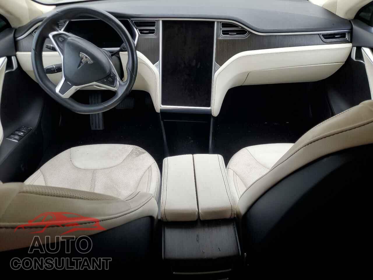 TESLA MODEL S 2013 - 5YJSA1DN4DFP13718