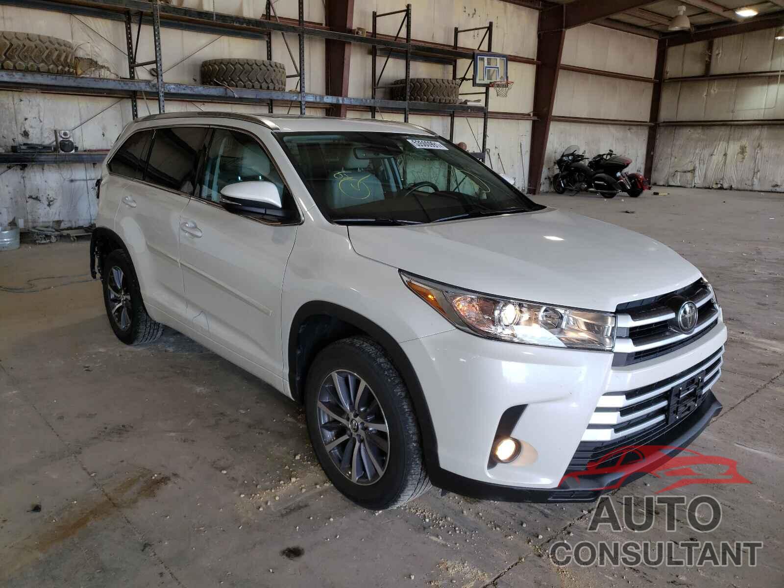 TOYOTA HIGHLANDER 2017 - 5TDJZRFH7HS458316