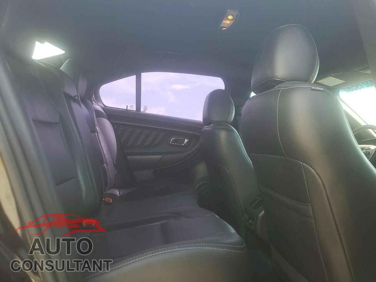 FORD TAURUS 2013 - 1FAHP2F8XDG130989