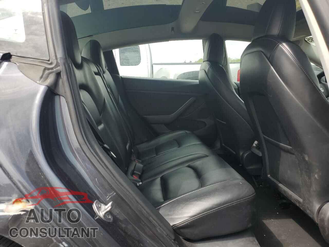 TESLA MODEL 3 2022 - 5YJ3E1EA0NF191854