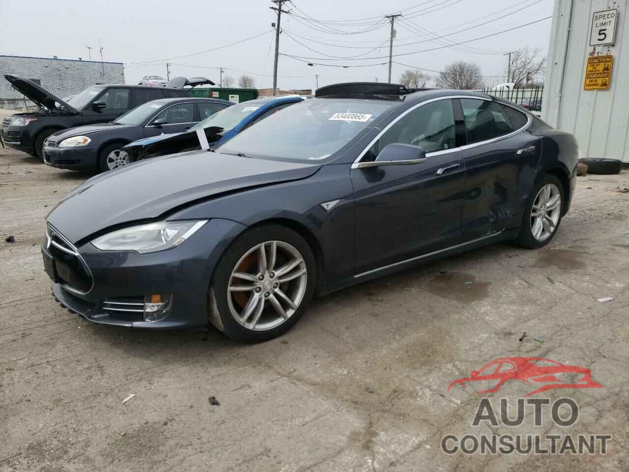 TESLA MODEL S 2015 - 5YJSA1E21FF109938