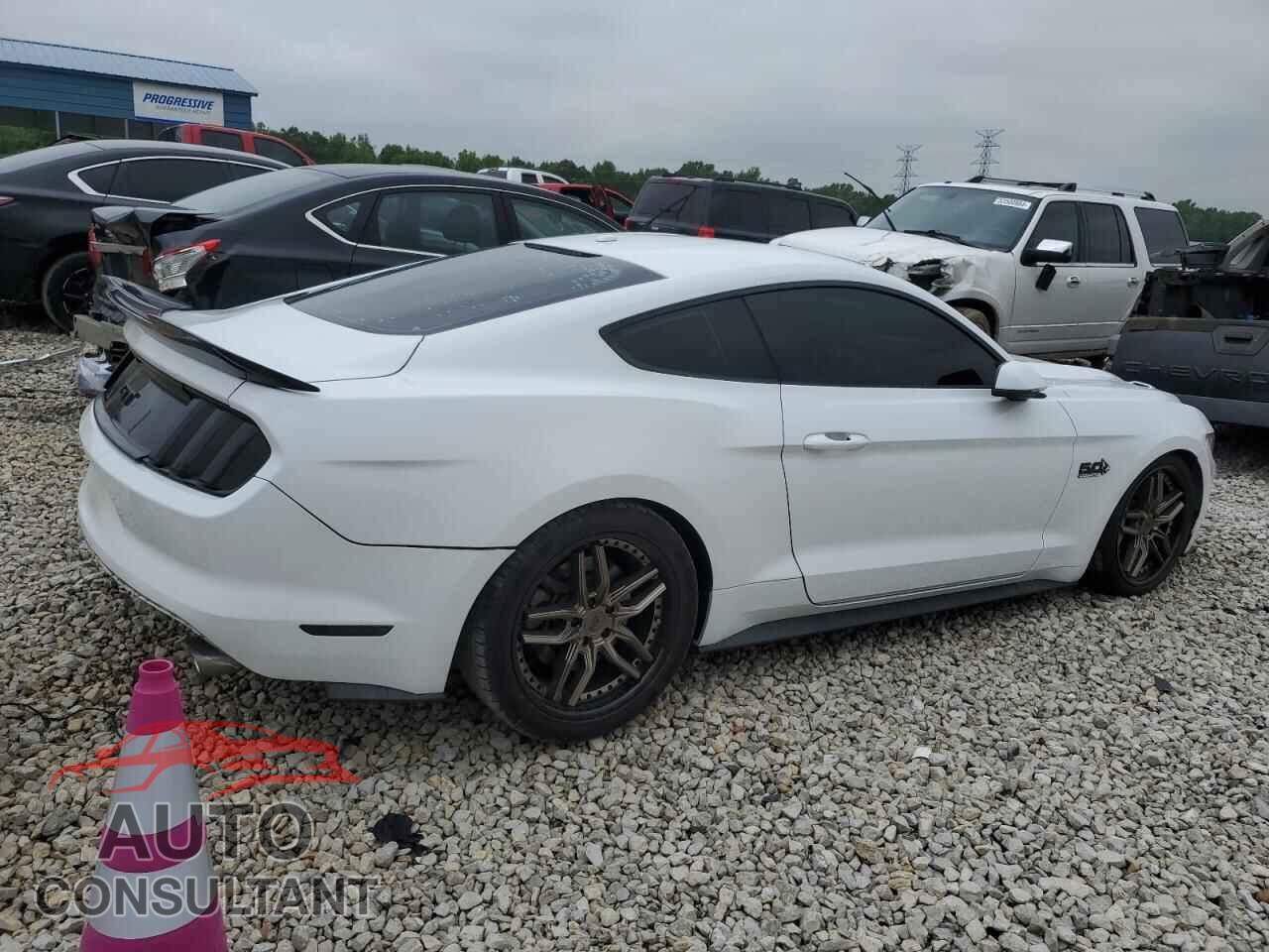 FORD MUSTANG 2015 - 1FA6P8CF6F5382637