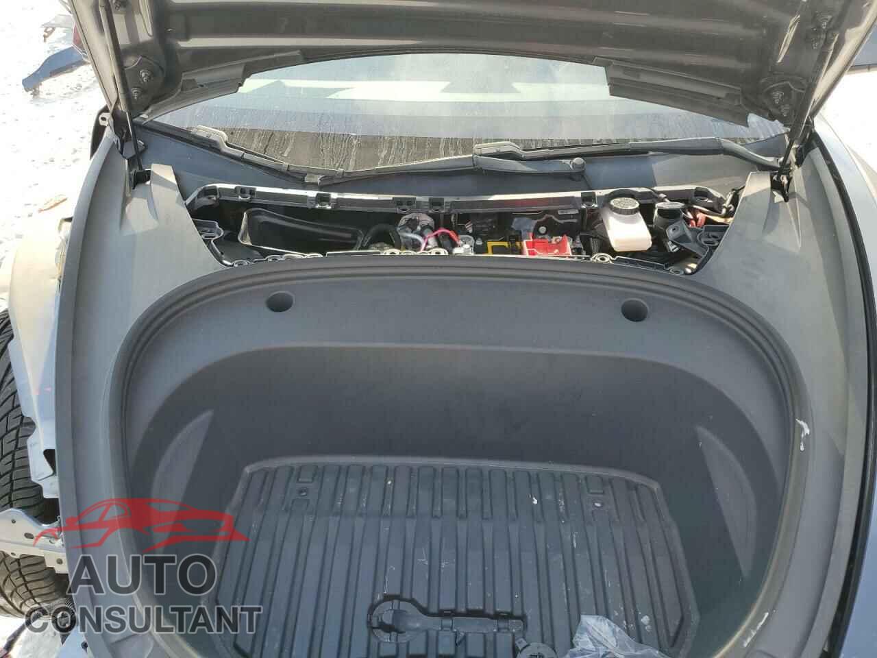 TESLA MODEL 3 2021 - 5YJ3E1EB0MF979685