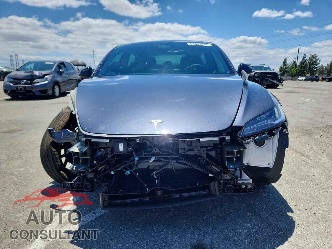 TESLA MODEL 3 2025 - 5YJ3E1EA6SF048435
