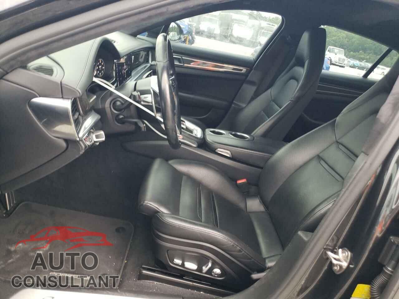 PORSCHE PANAMERA 2017 - WP0AF2A73HL153301