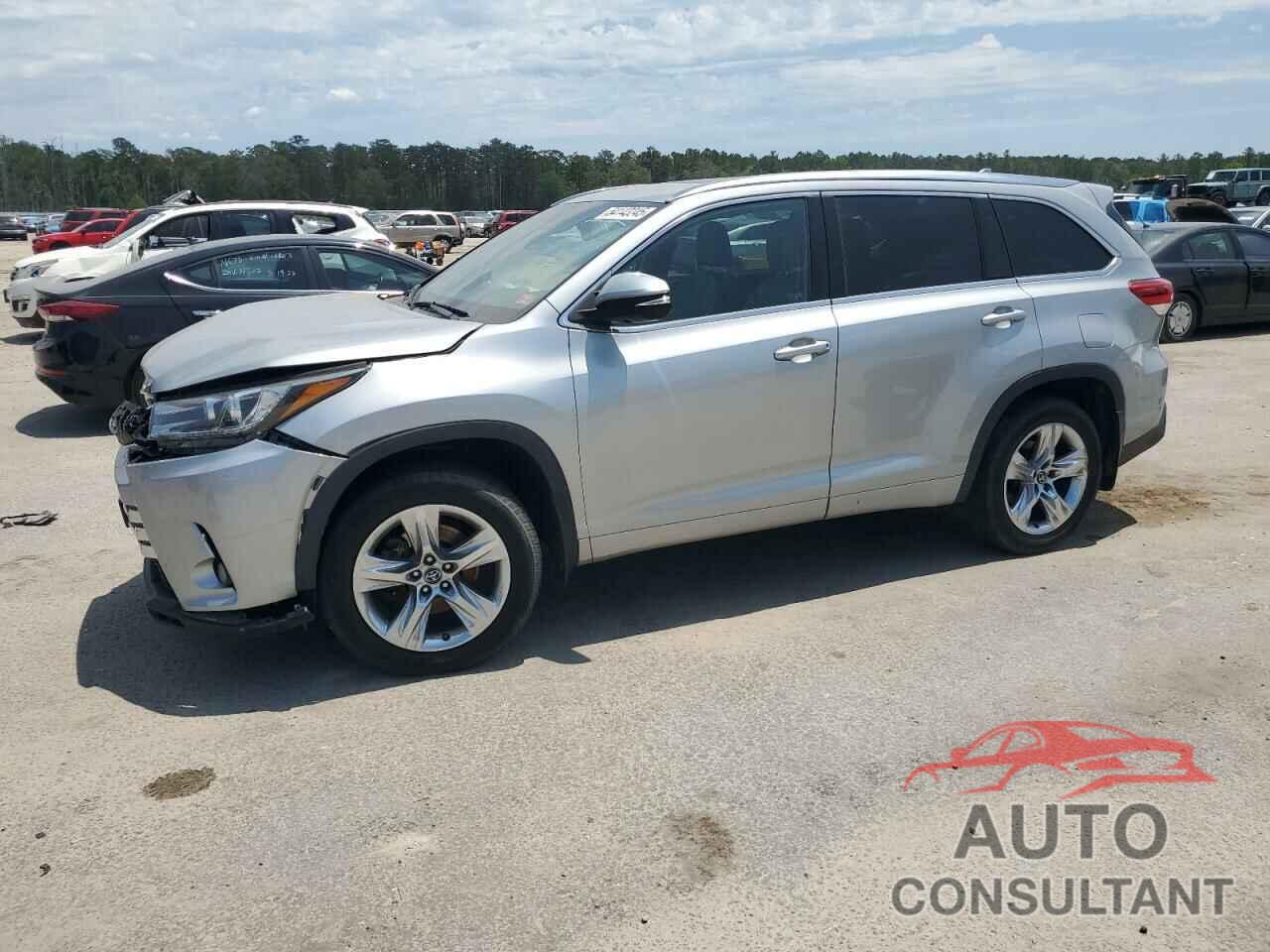 TOYOTA HIGHLANDER 2018 - 5TDDZRFH8JS885734