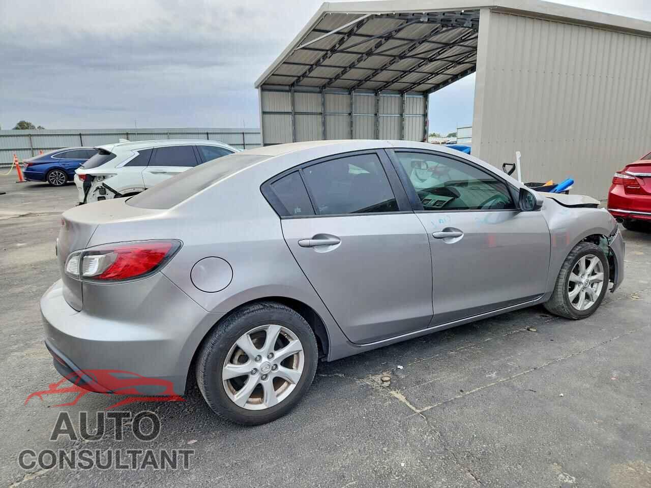 MAZDA 3 2011 - JM1BL1VG1B1403431