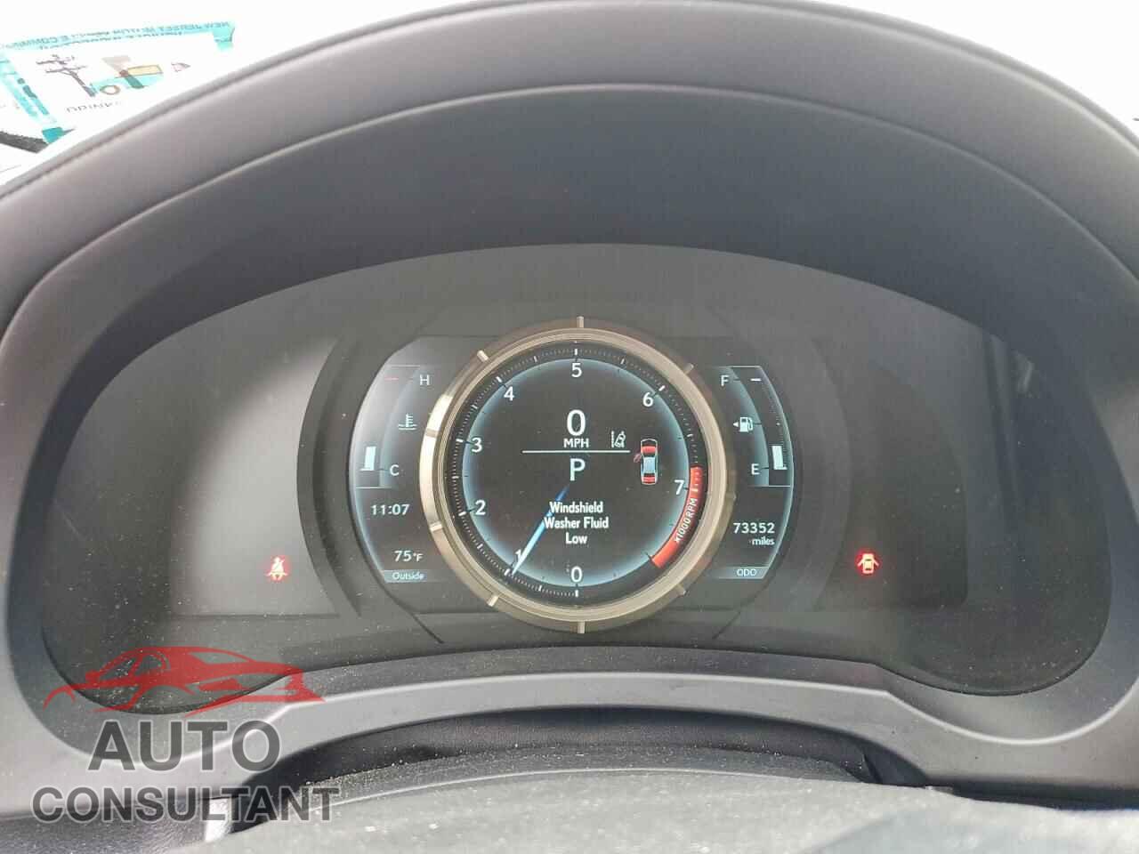 LEXUS IS 2019 - JTHC81D27K5034366