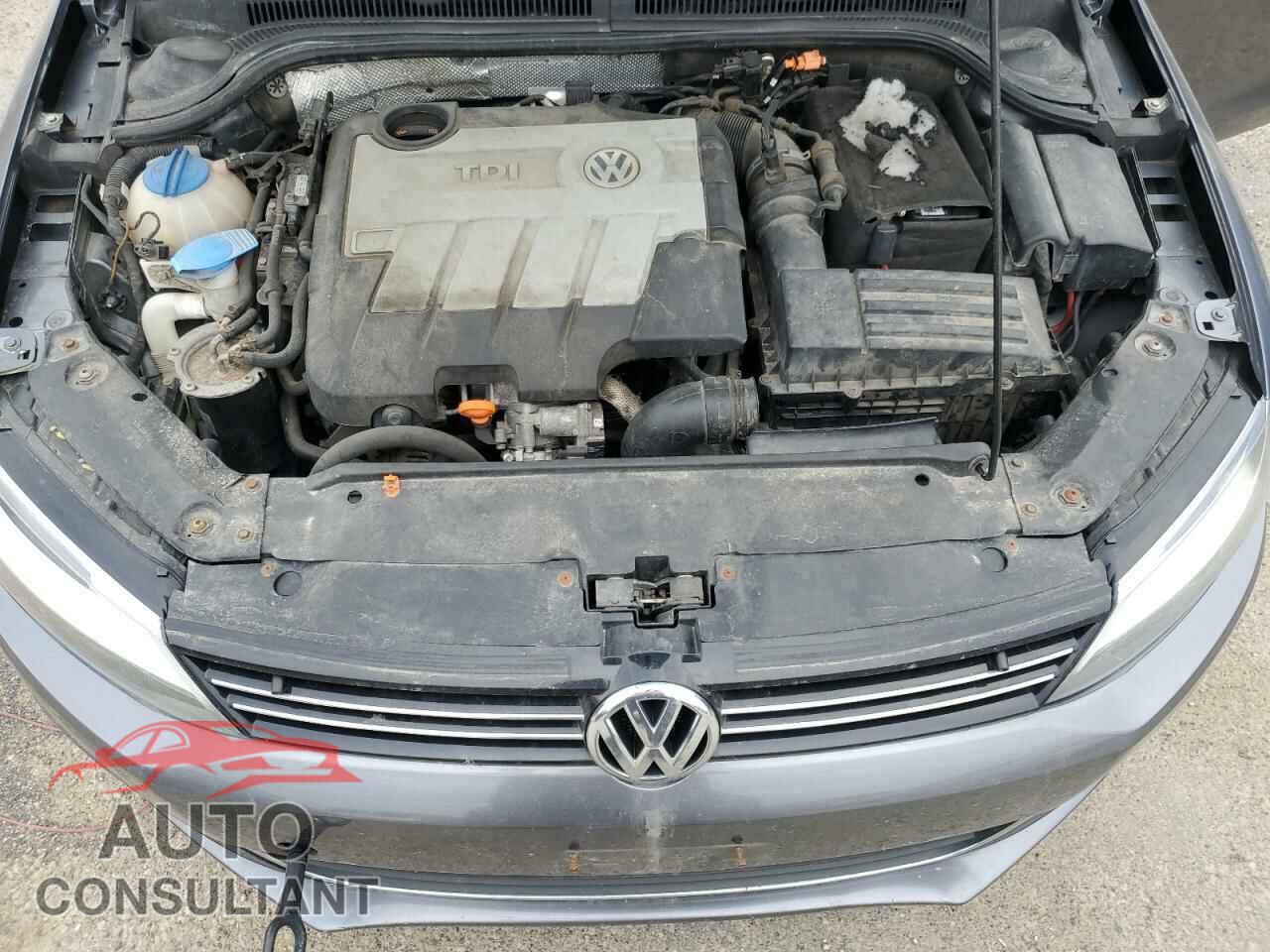 VOLKSWAGEN JETTA 2012 - 3VWLL7AJ3CM393446