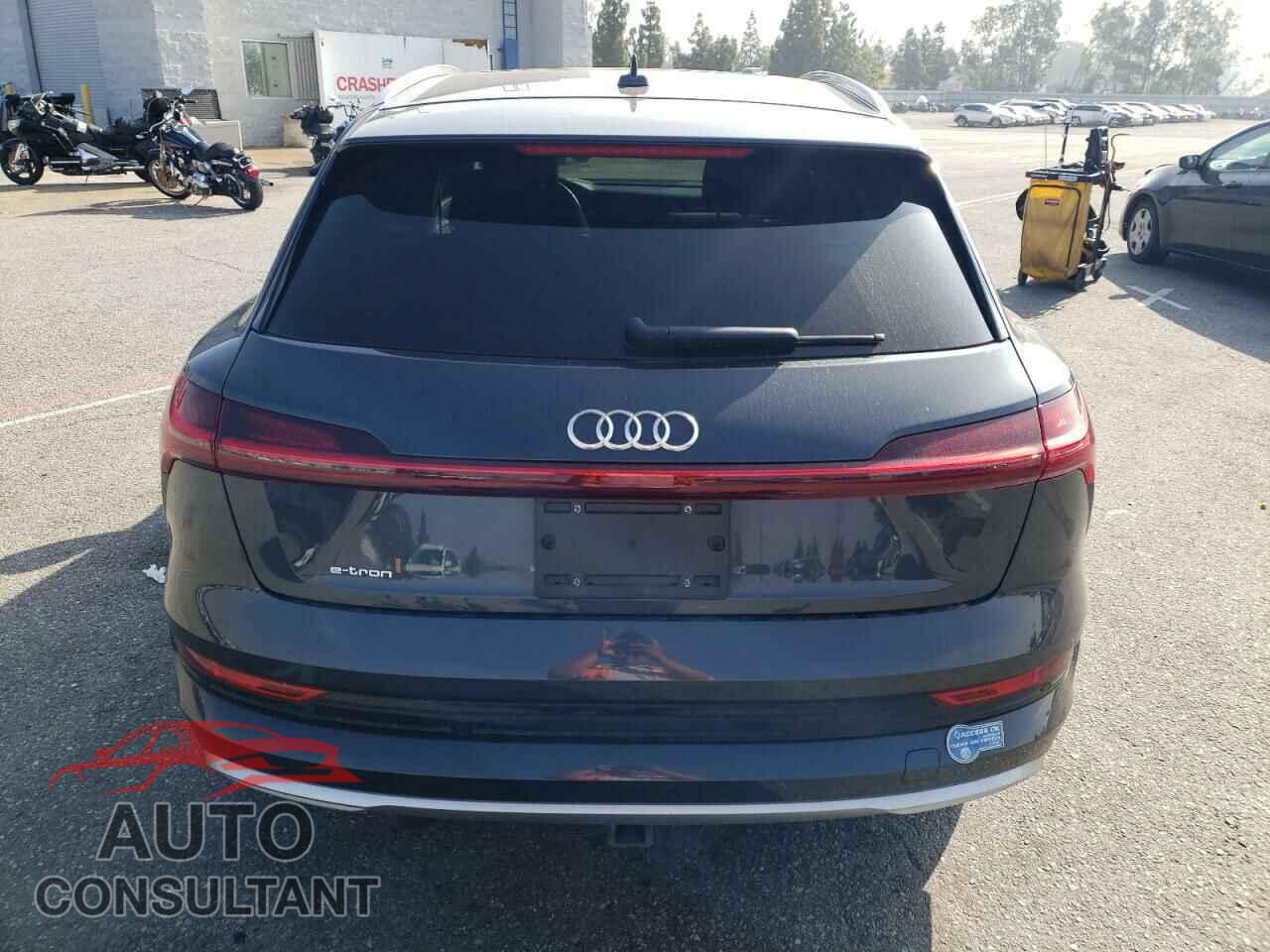 AUDI E-TRON 2019 - WA1VABGE2KB024429