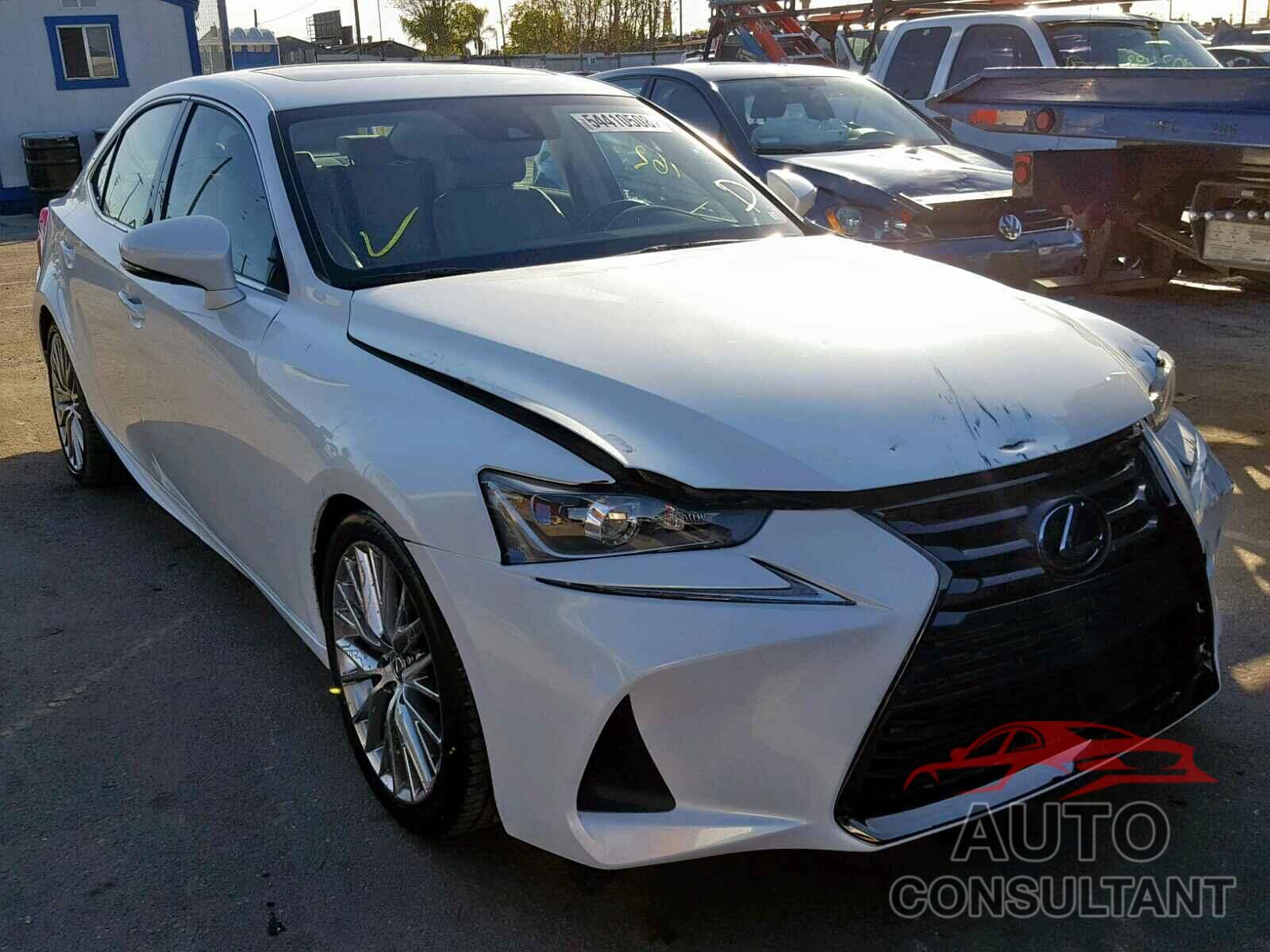 LEXUS IS 2018 - JTHBA1D2XJ5066999