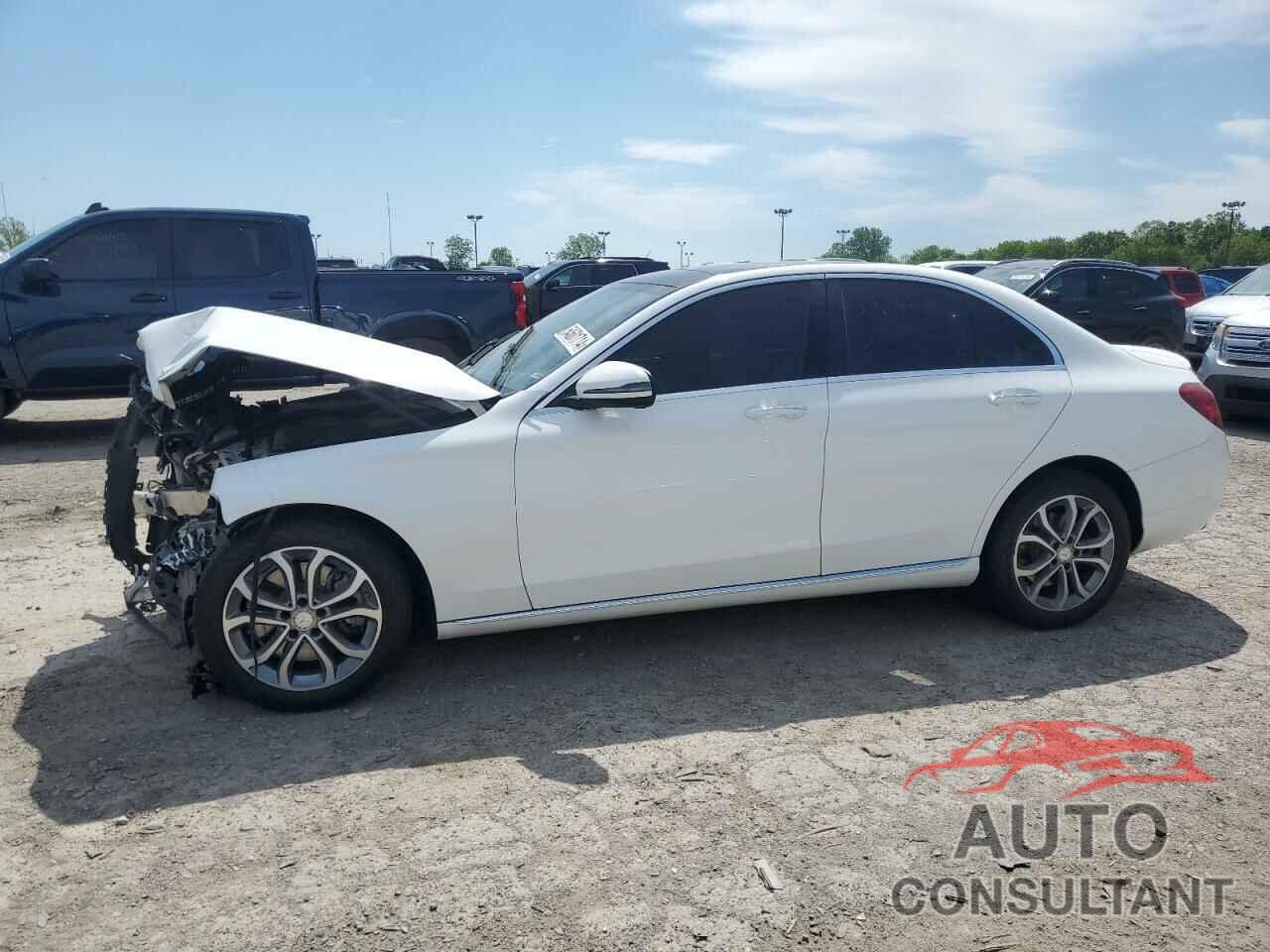 MERCEDES-BENZ C-CLASS 2016 - 55SWF4KB8GU109041