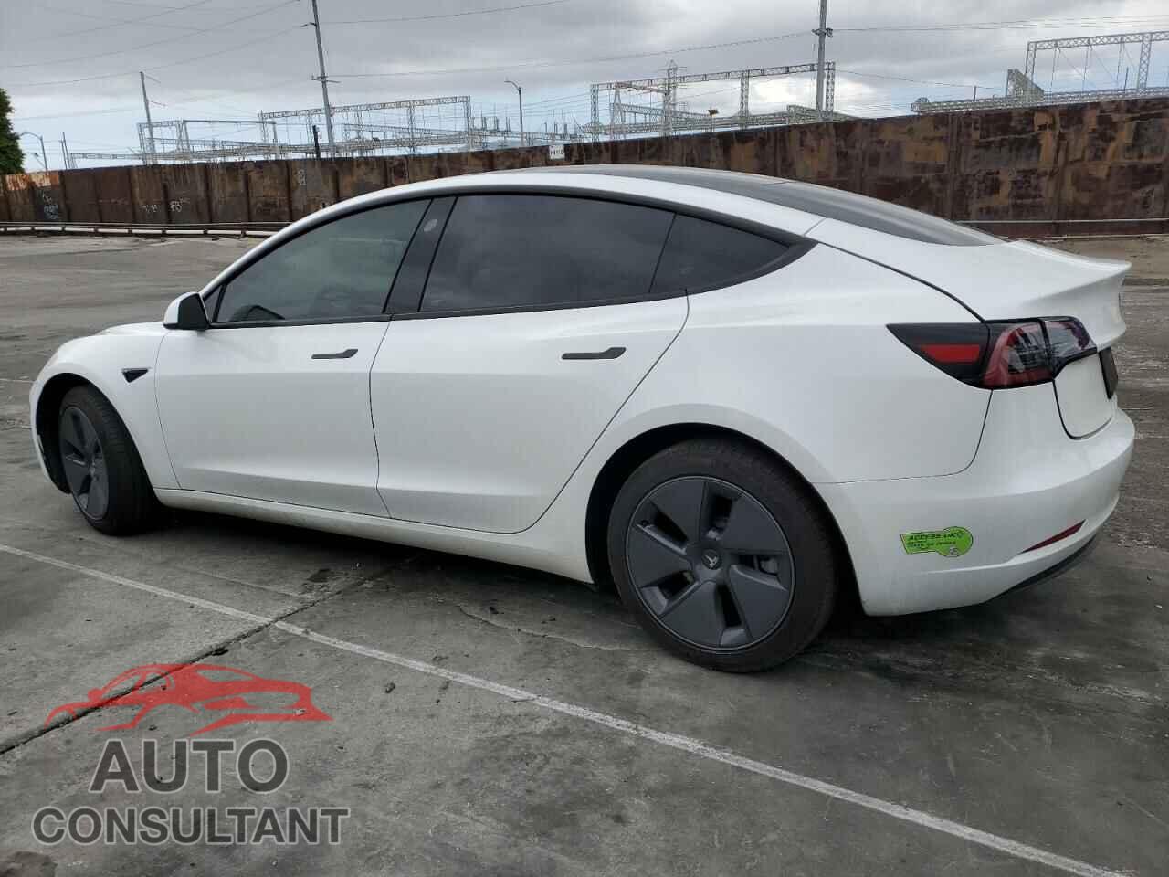 TESLA MODEL 3 2023 - 5YJ3E1EA5PF570299