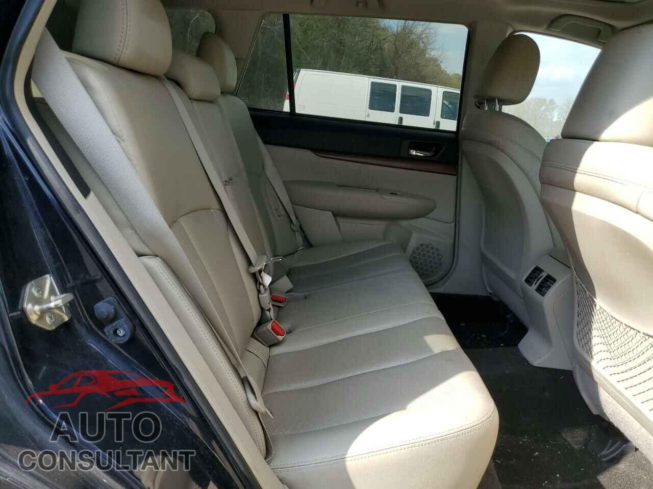 SUBARU OUTBACK 2013 - 4S4BRBKC3D3265187