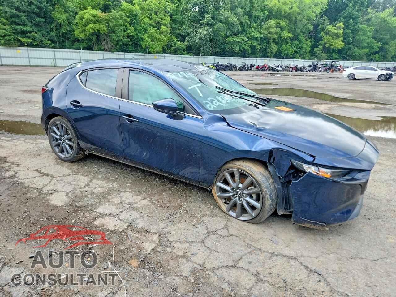 MAZDA 3 2021 - JM1BPAKL2M1403866