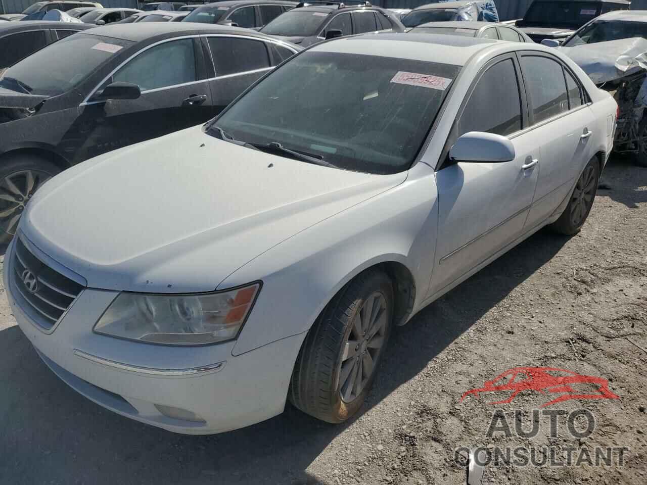 HYUNDAI SONATA 2009 - 5NPEU46F99H451120