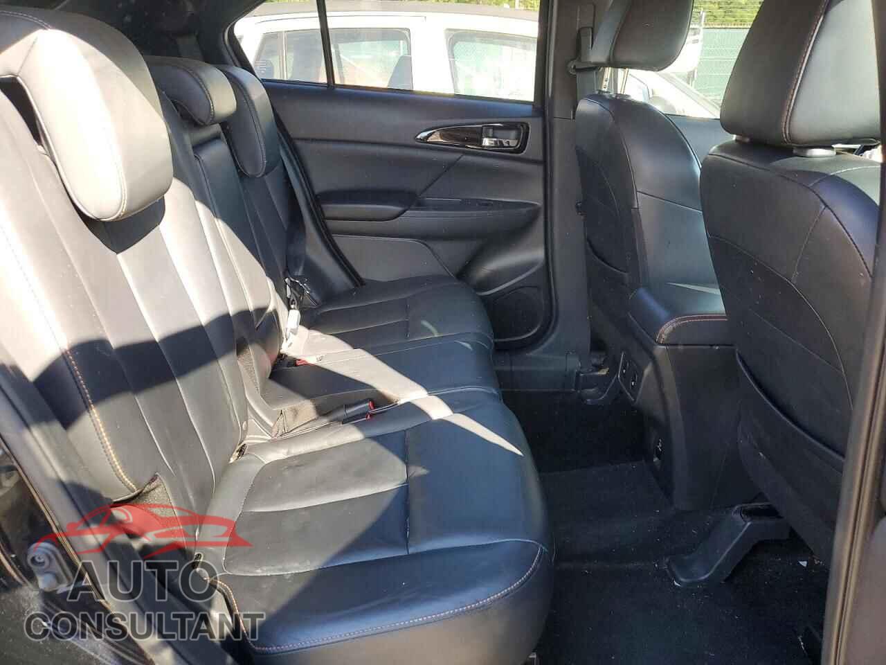 MITSUBISHI ECLIPSE 2019 - JA4AT5AA3KZ019540
