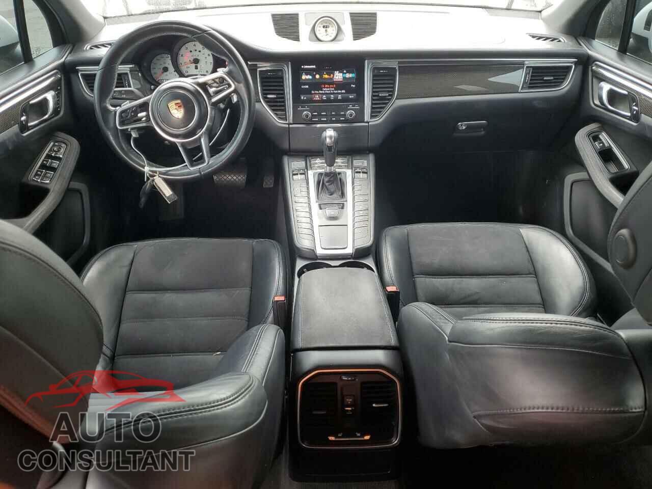 PORSCHE MACAN 2017 - WP1AG2A57HLB51772