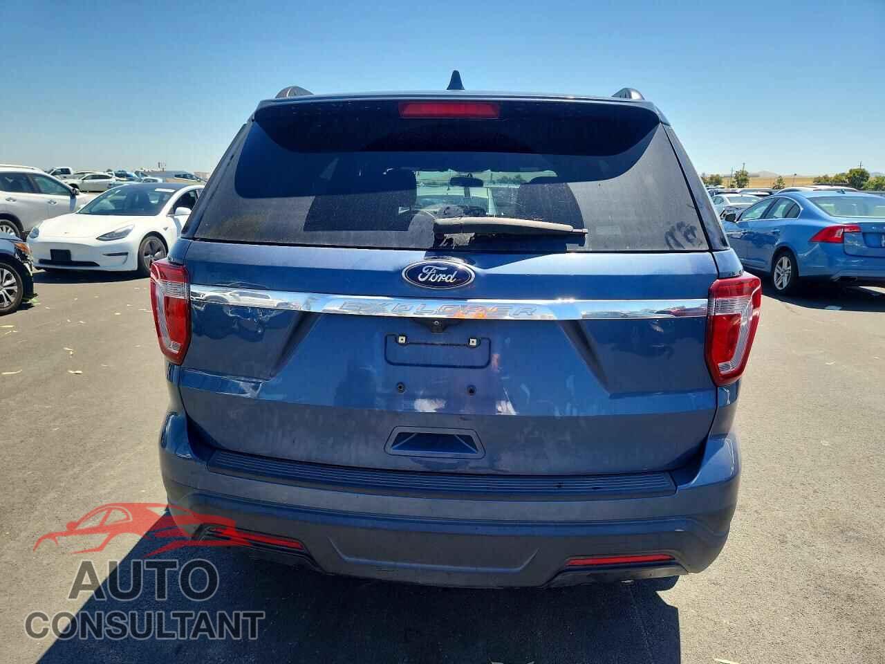 FORD EXPLORER 2018 - 1FM5K7B82JGB09933