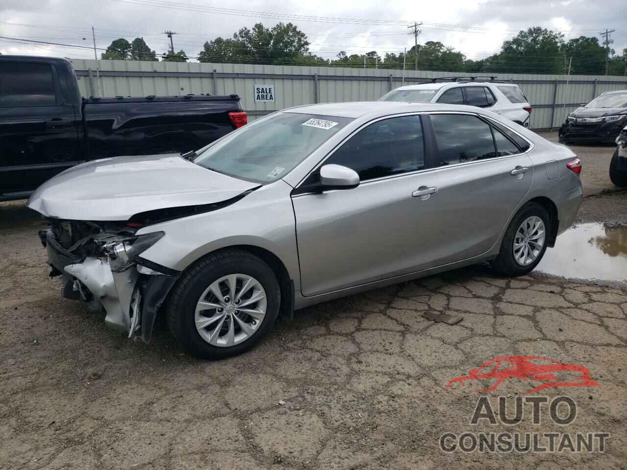 TOYOTA CAMRY 2016 - 4T4BF1FK2GR558927