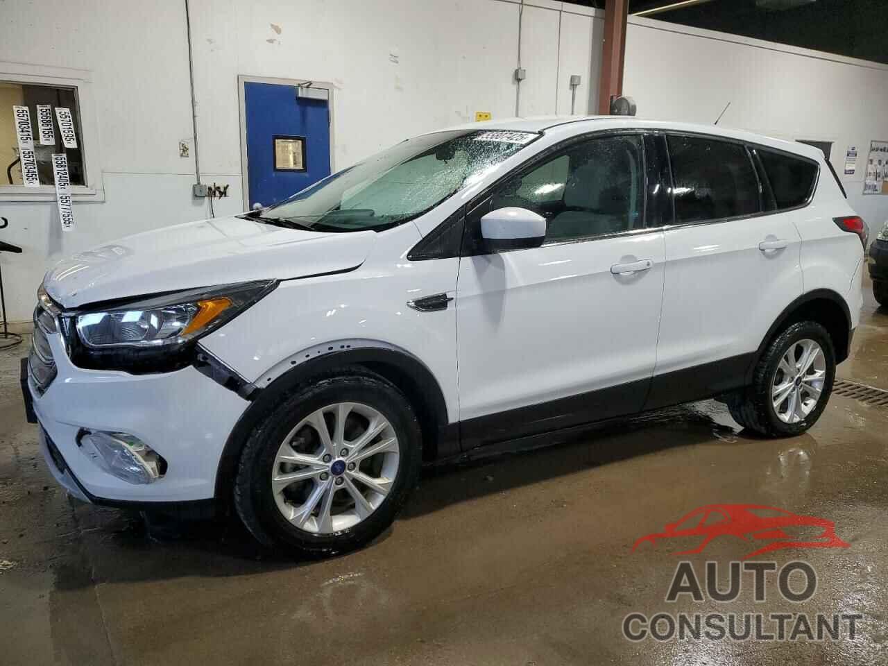 FORD ESCAPE 2017 - 1FMCU9GD1HUA83906