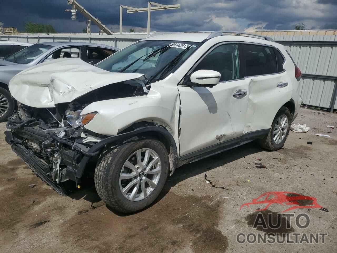 NISSAN ROGUE 2017 - KNMAT2MV0HP521381