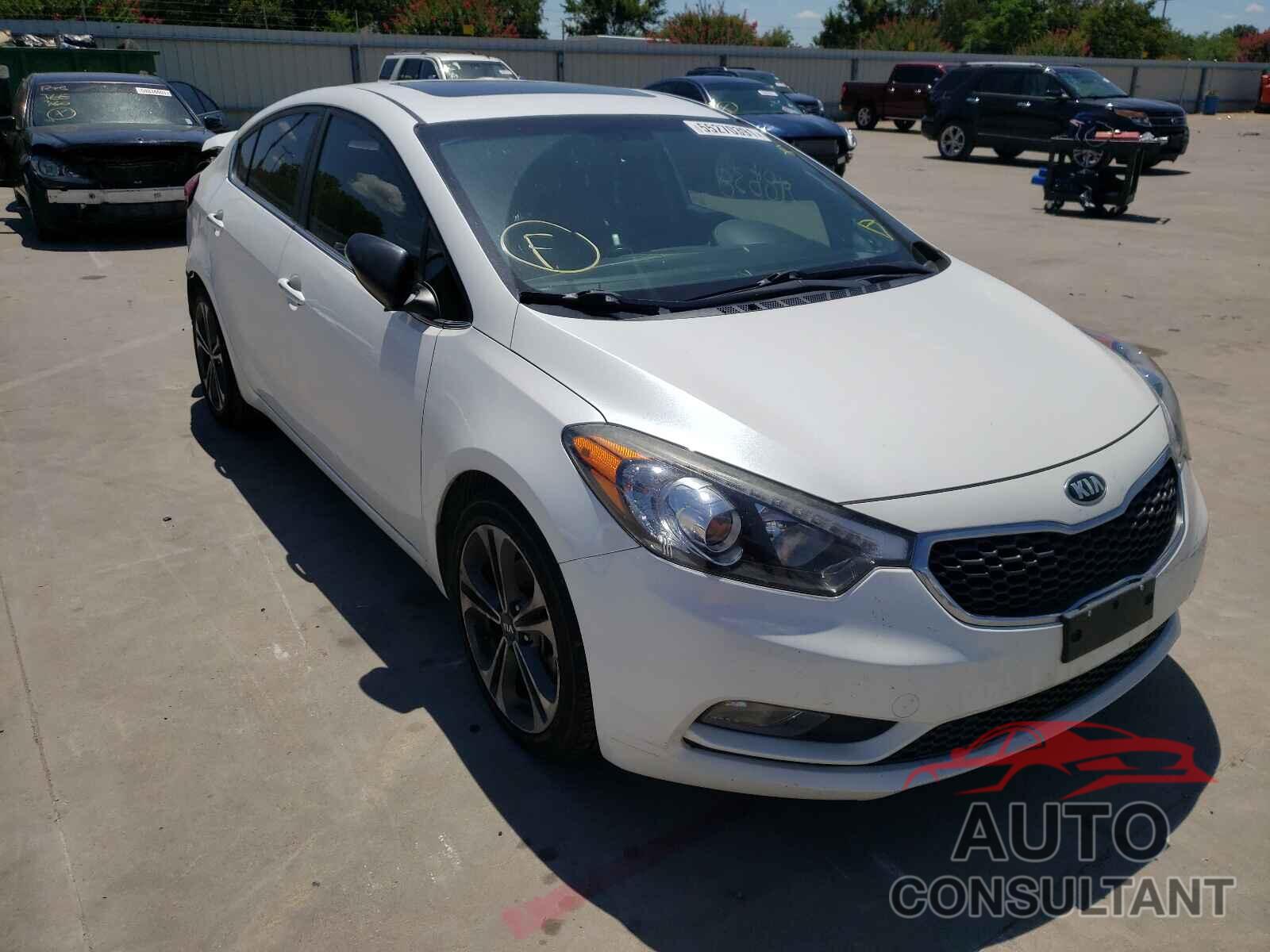 KIA FORTE 2016 - KNAFZ4A88G5528035