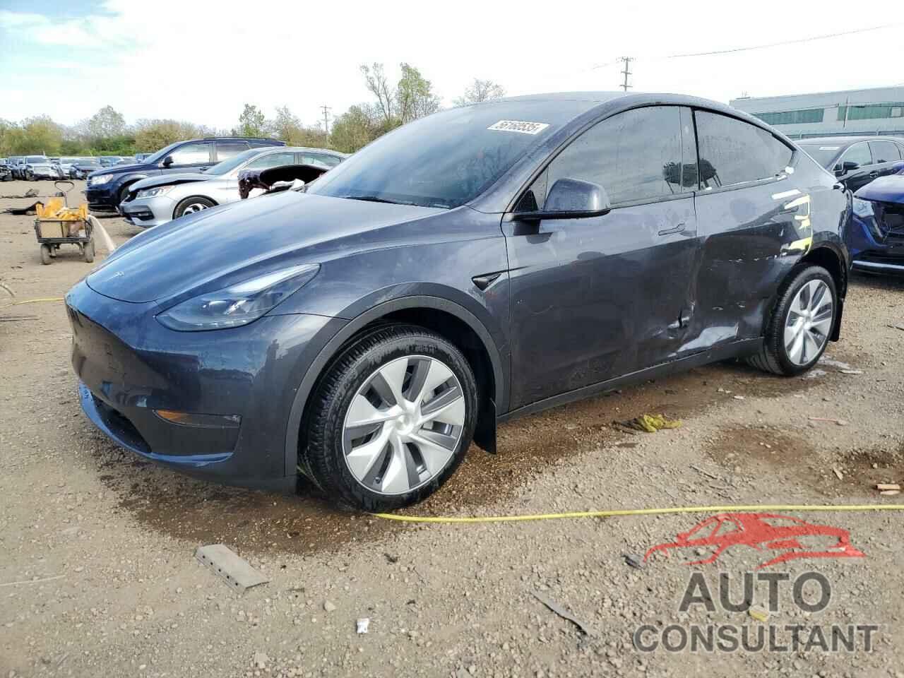 TESLA MODEL Y 2024 - 7SAYGDEE3RA256304