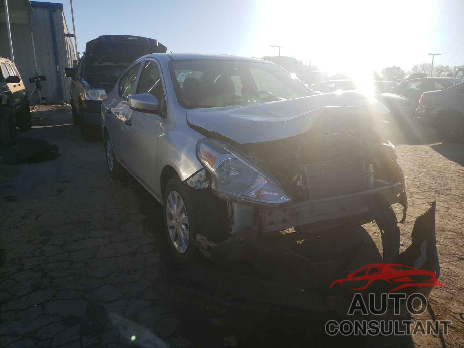 NISSAN VERSA 2017 - 3N1CN7AP3HL891230