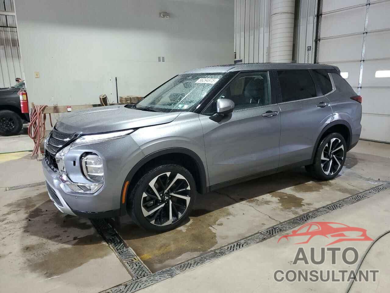 MITSUBISHI OUTLANDER 2023 - JA4J4UA89PZ056569