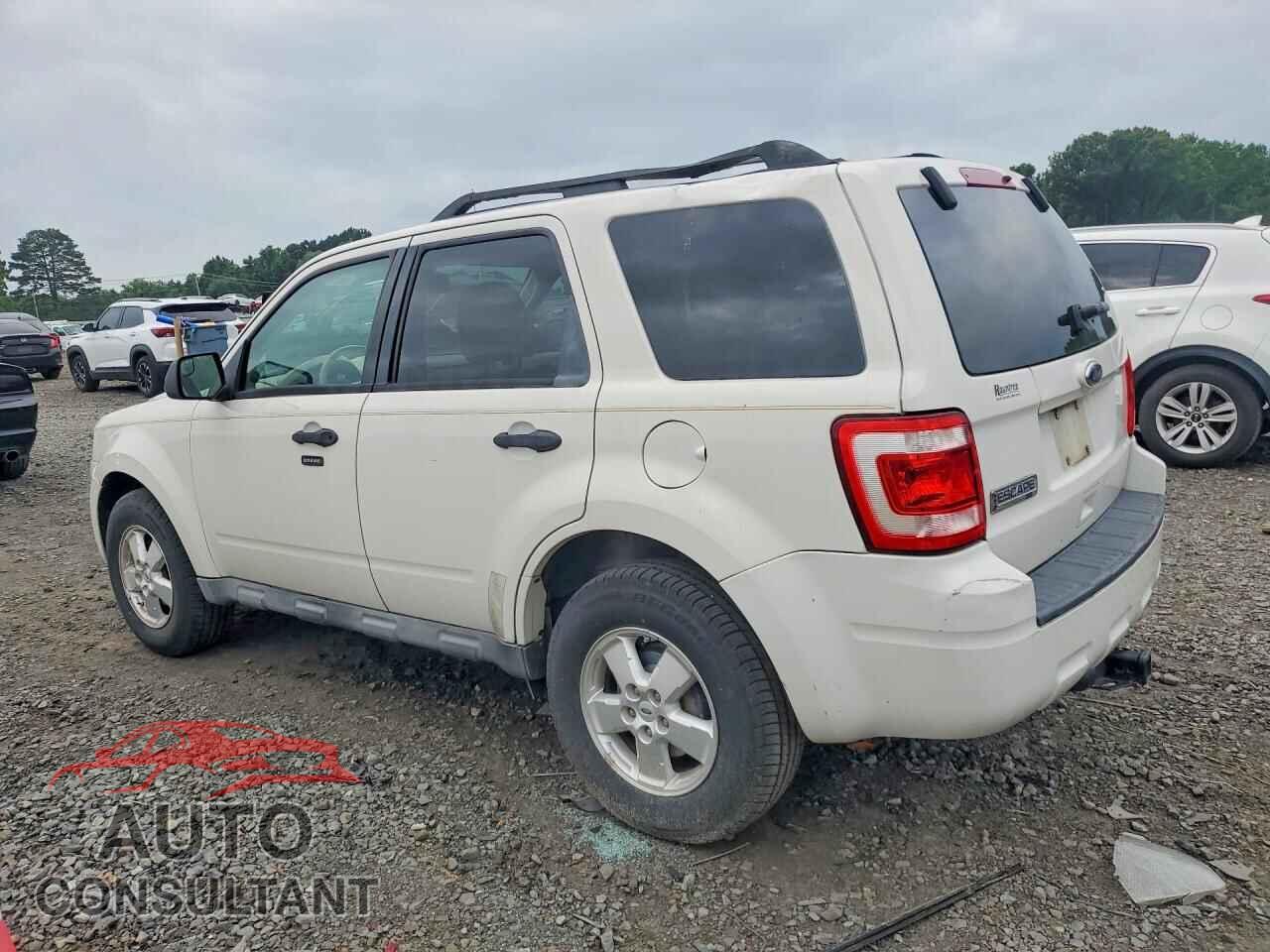 FORD ESCAPE 2010 - 1FMCU0D77AKA52817