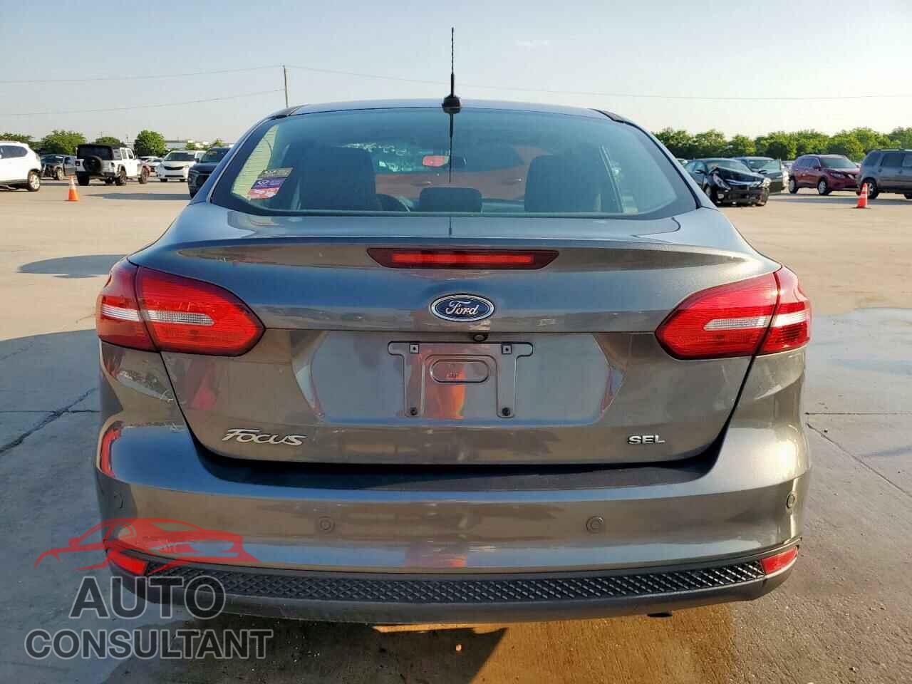 FORD FOCUS 2017 - 1FADP3H2XHL237616