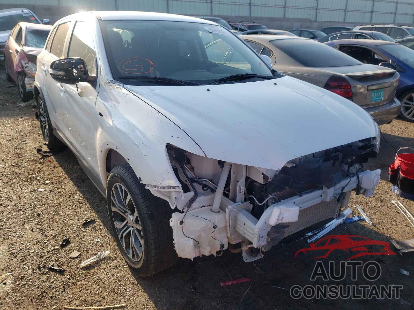 MITSUBISHI OUTLANDER 2017 - JA4AP3AU8HZ056613