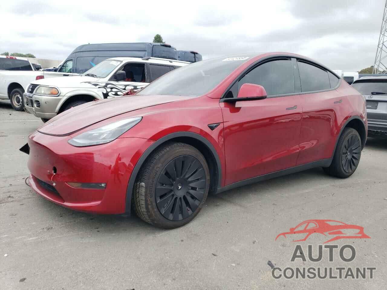 TESLA MODEL Y 2024 - 7SAYGDEE7RF002324