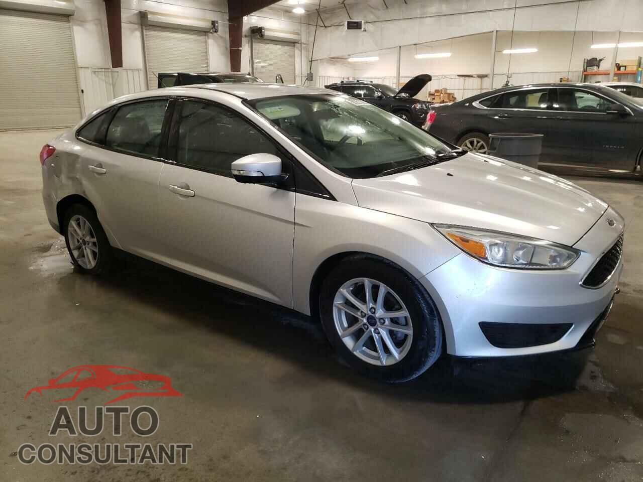 FORD FOCUS 2017 - 1FADP3F20HL319924