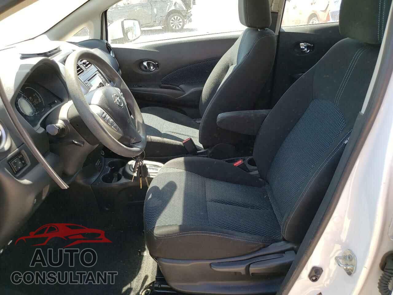 NISSAN VERSA 2017 - 3N1CE2CP3HL371366
