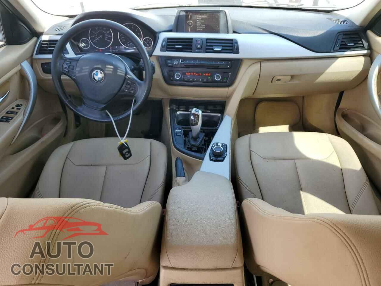 BMW 3 SERIES 2013 - WBA3A5C5XDF359399