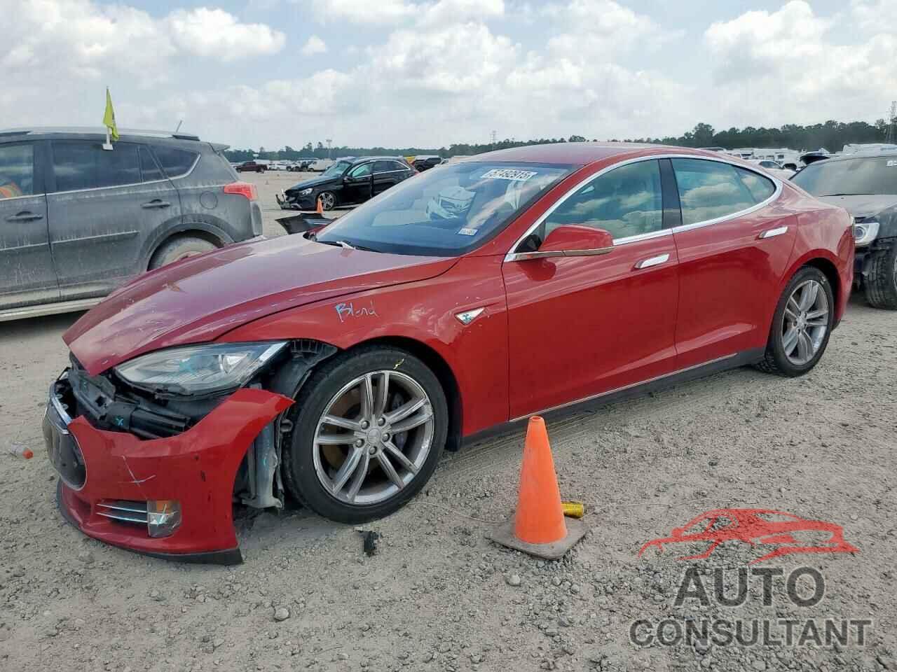 TESLA MODEL S 2013 - 5YJSA1AC7DFP10928