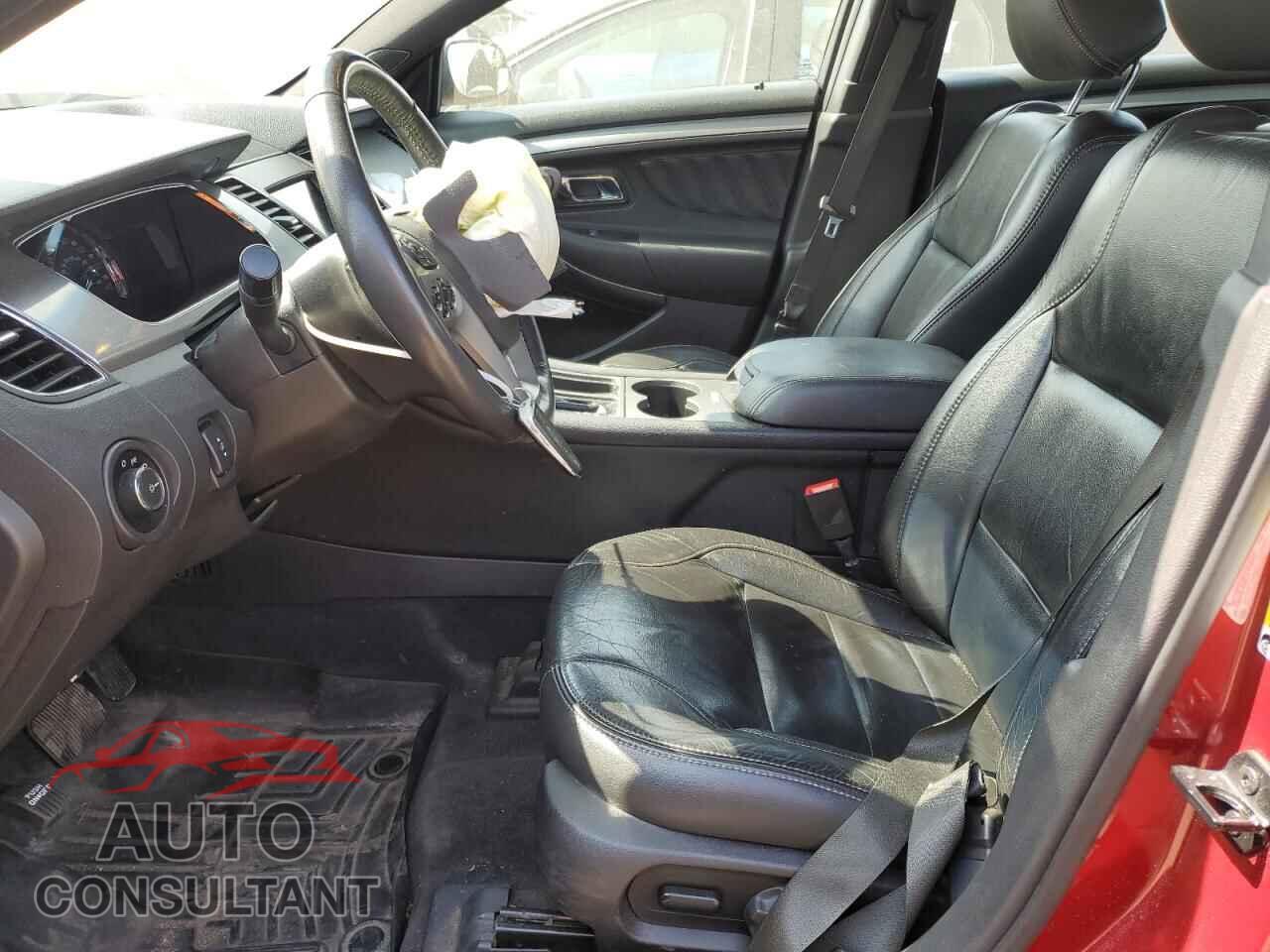 FORD TAURUS 2018 - 1FAHP2E81JG111275