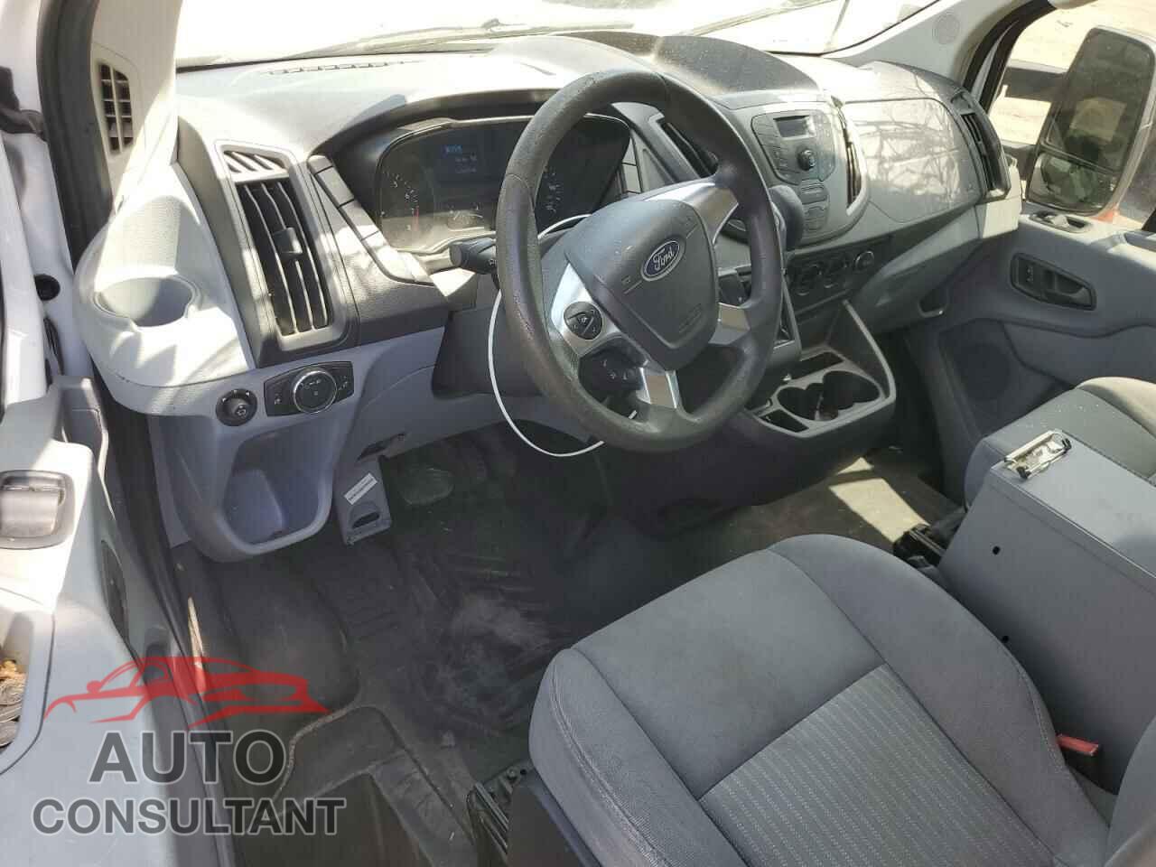 FORD TRANSIT 2015 - 1FTNR1YM9FKB32907