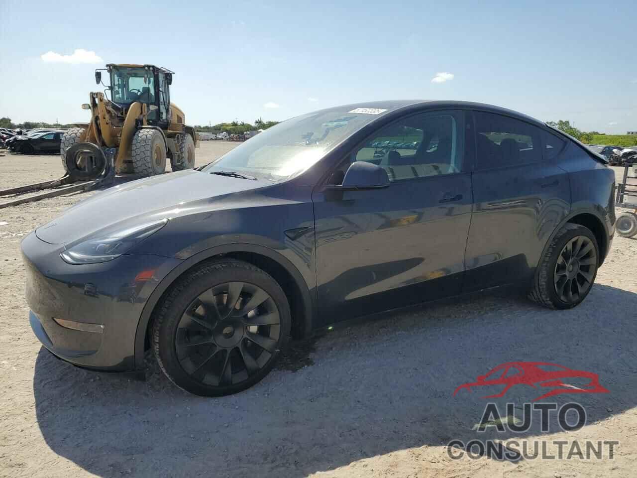 TESLA MODEL Y 2024 - 7SAYGDEE9RA222416