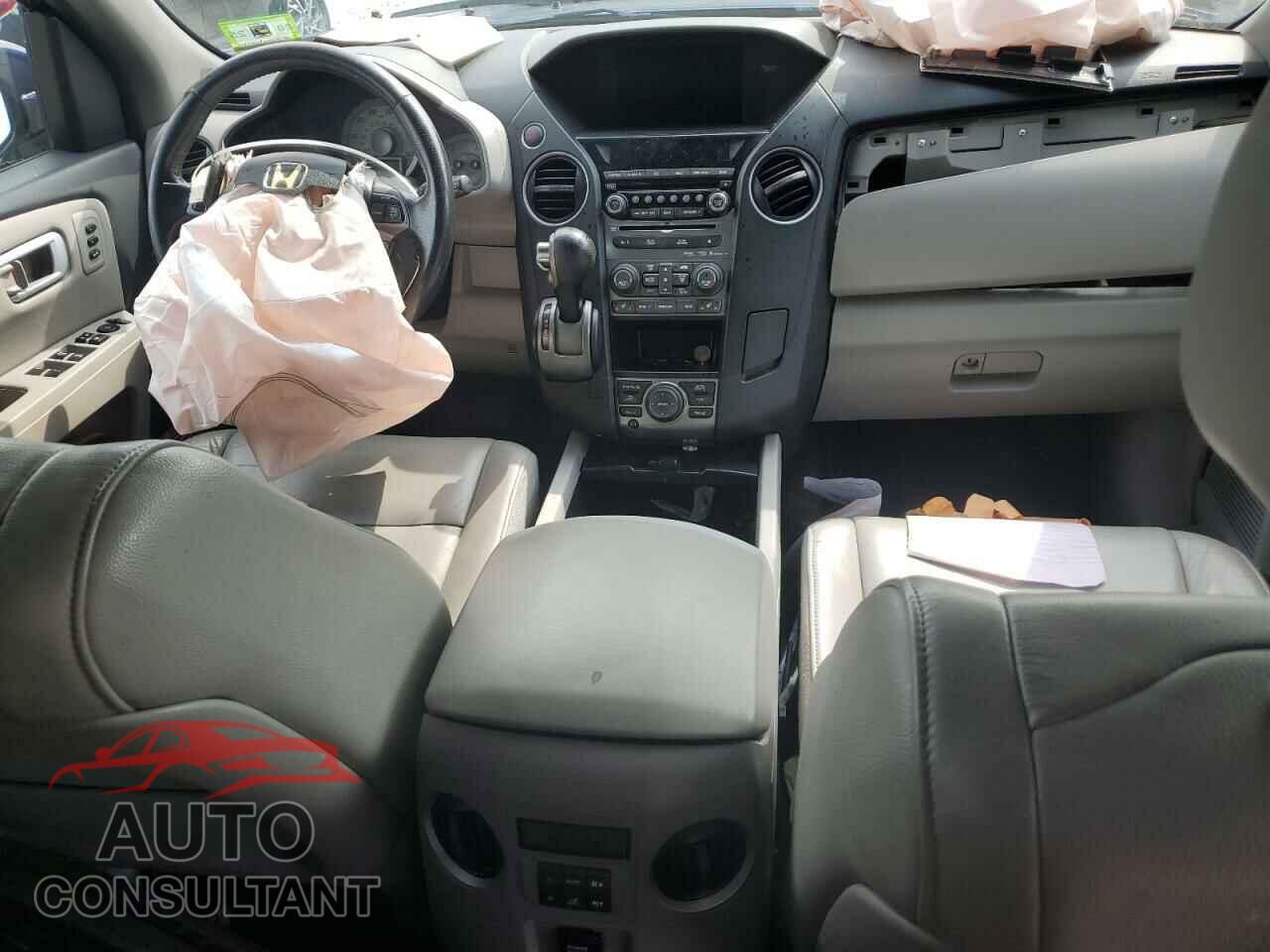 HONDA PILOT 2013 - 5FNYF4H99DB023277