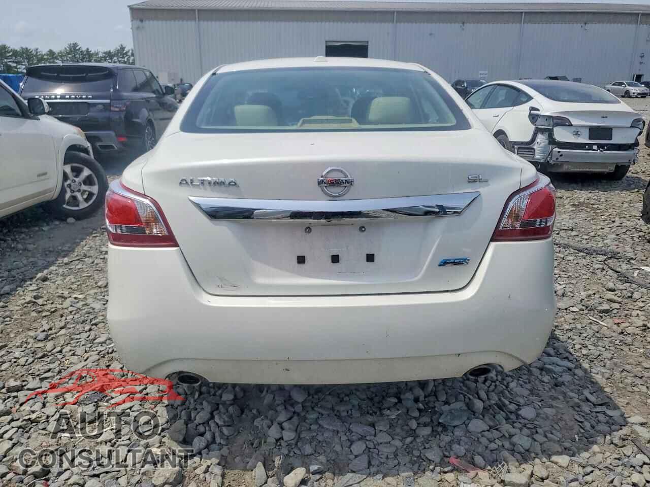 NISSAN ALTIMA 2013 - 1N4AL3AP5DN577677