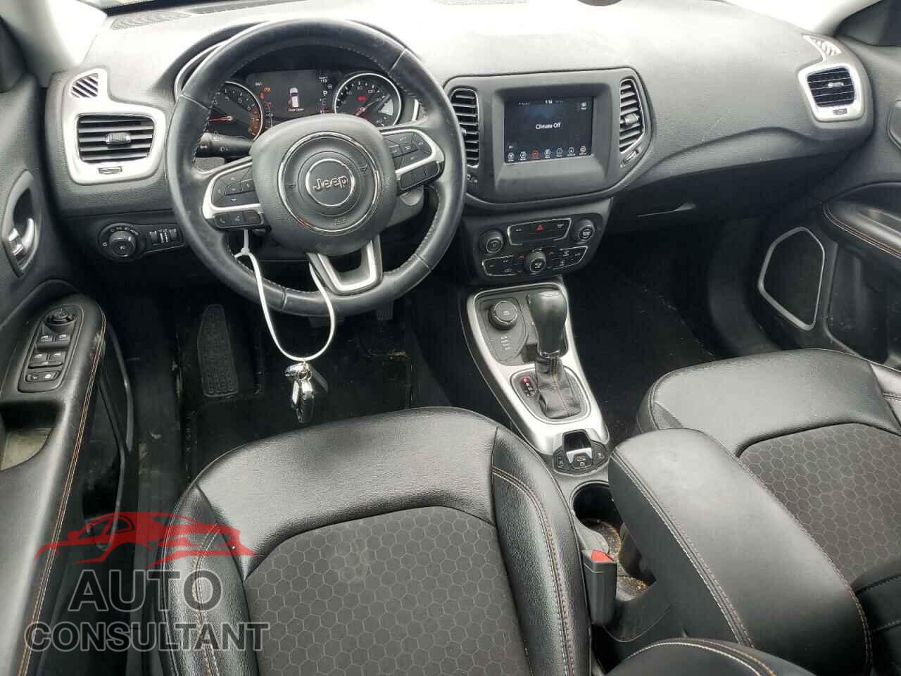 JEEP COMPASS 2019 - 3C4NJDBB2KT697024