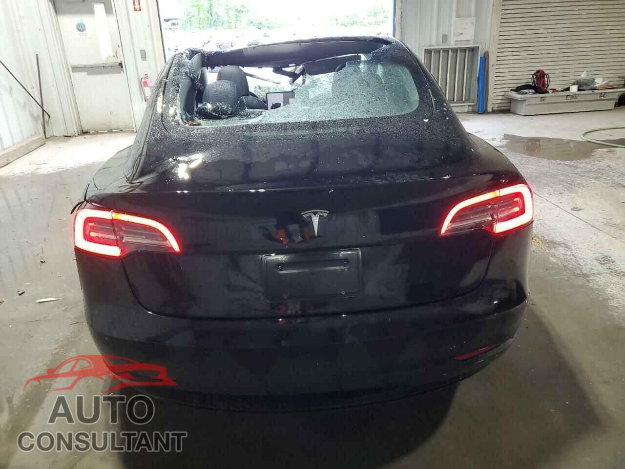 TESLA MODEL 3 2022 - 5YJ3E1EA6NF369993