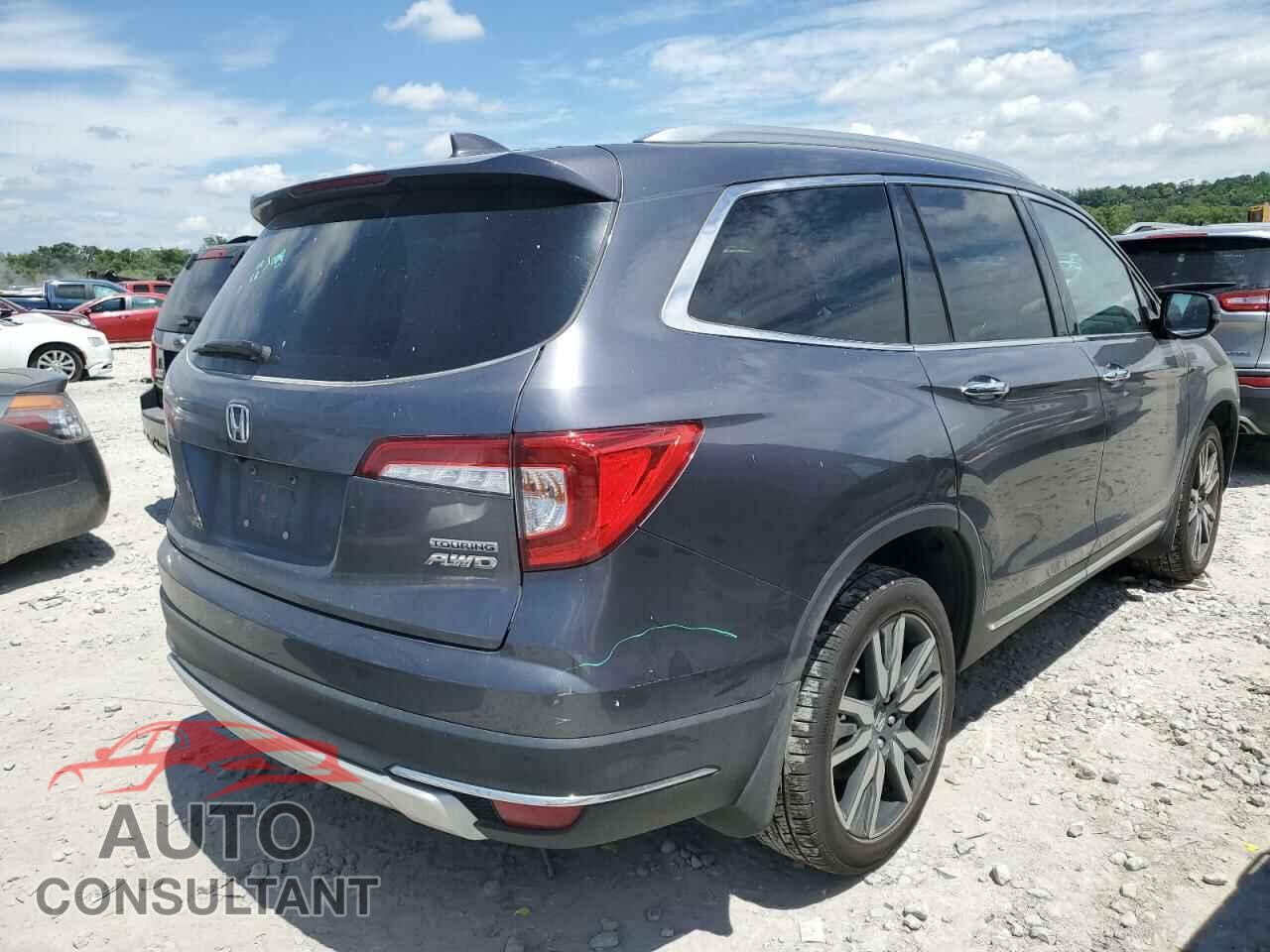 HONDA PILOT 2020 - 5FNYF6H90LB028491