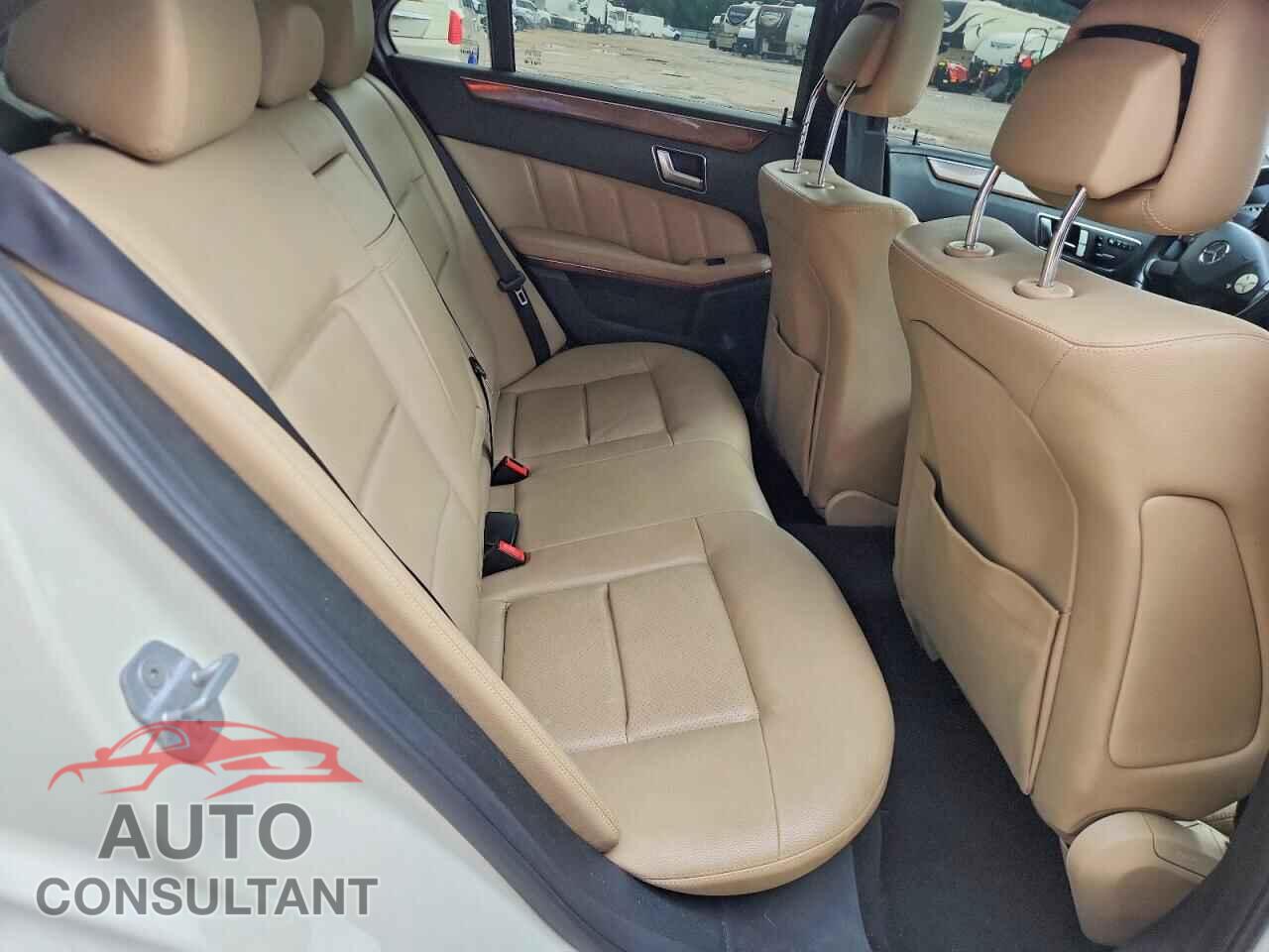 MERCEDES-BENZ E-CLASS 2012 - WDDHF5KB2CA555596