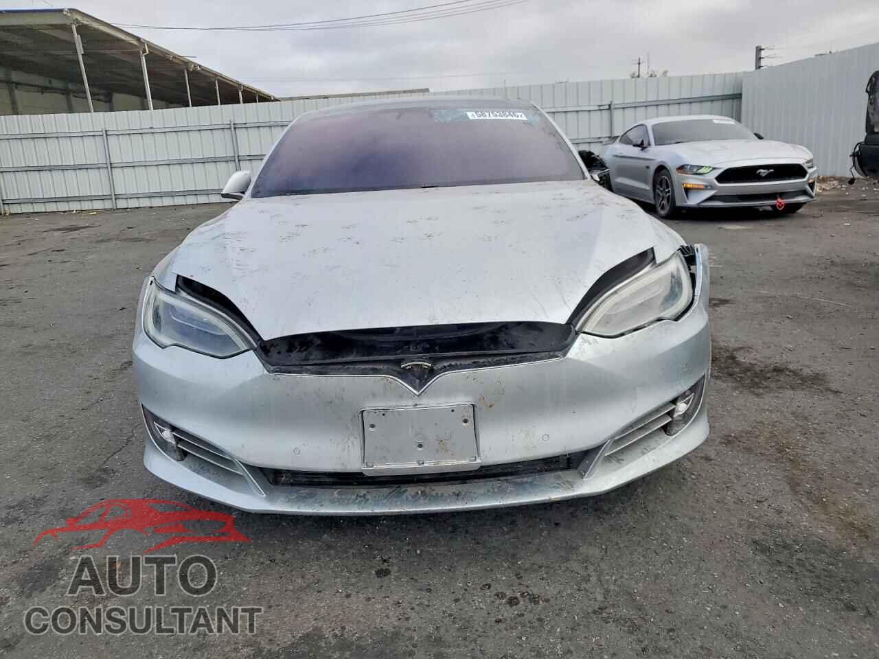 TESLA MODEL S 2018 - 5YJSA1E23JF256805
