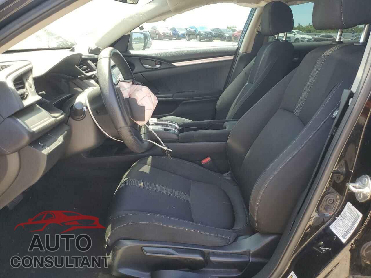 HONDA CIVIC 2018 - 2HGFC2F53JH607699