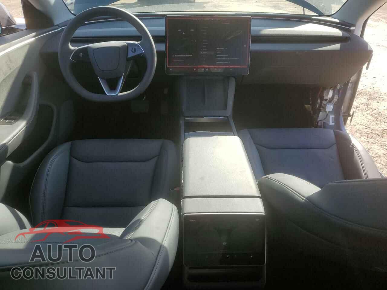 TESLA MODEL 3 2025 - 5YJ3E1EA4SF978477